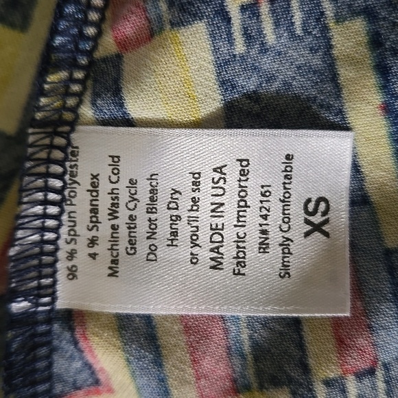 LULAROE | Madison Skirt in Blue & Yellow Geo sz XS - Picture 6 of 6